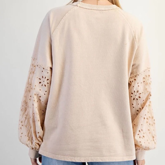 Easel Cream Crochet Detail Long Sleeve Top - Picture 4 of 9